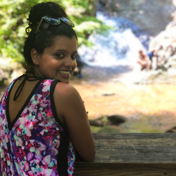 Meet your Posher, Annie - Picture 5 of 7